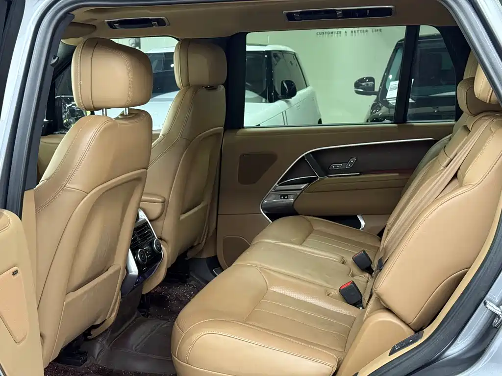 Land Rover Range Rover — миниатюра 12