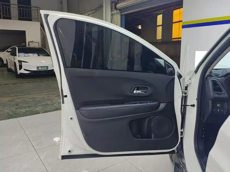 Honda Vezel — миниатюра 7