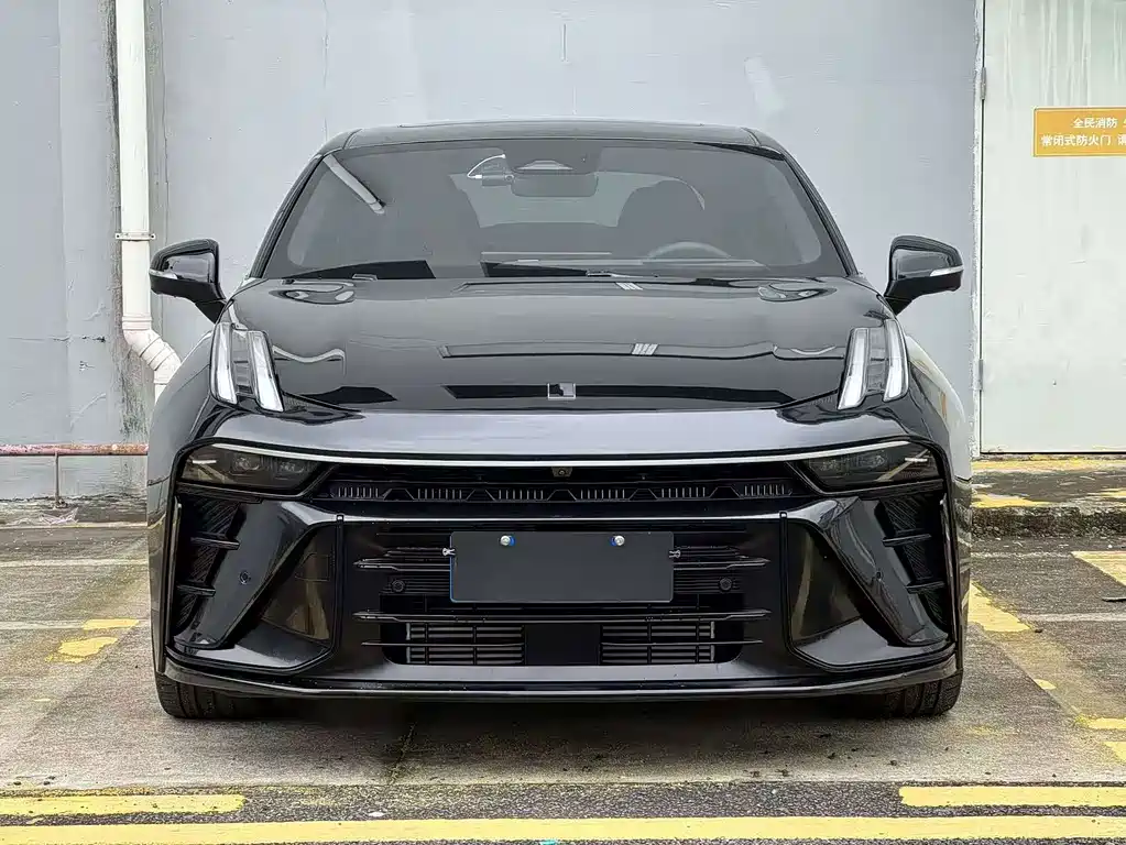 Lynk & Co 03 — миниатюра 2