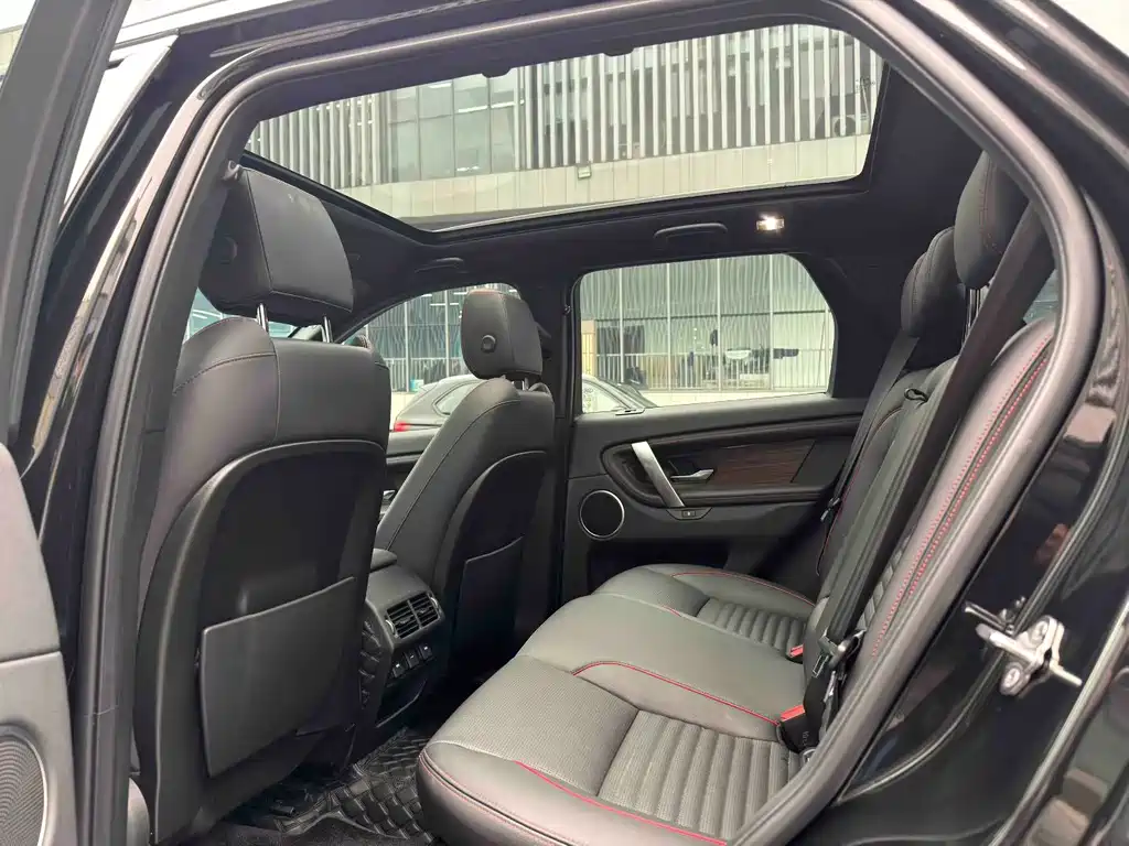 Land Rover Discovery Sport — миниатюра 8