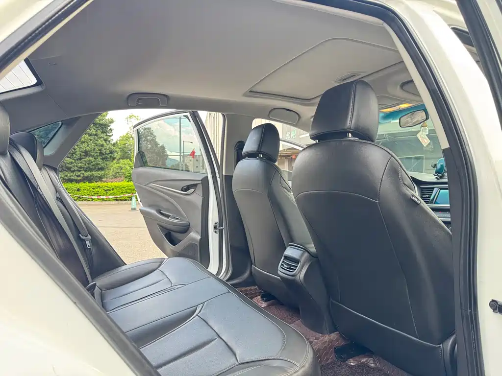 Buick Excelle — миниатюра 12