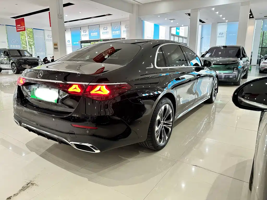 Mercedes-Benz E-Class New Energy — миниатюра 4