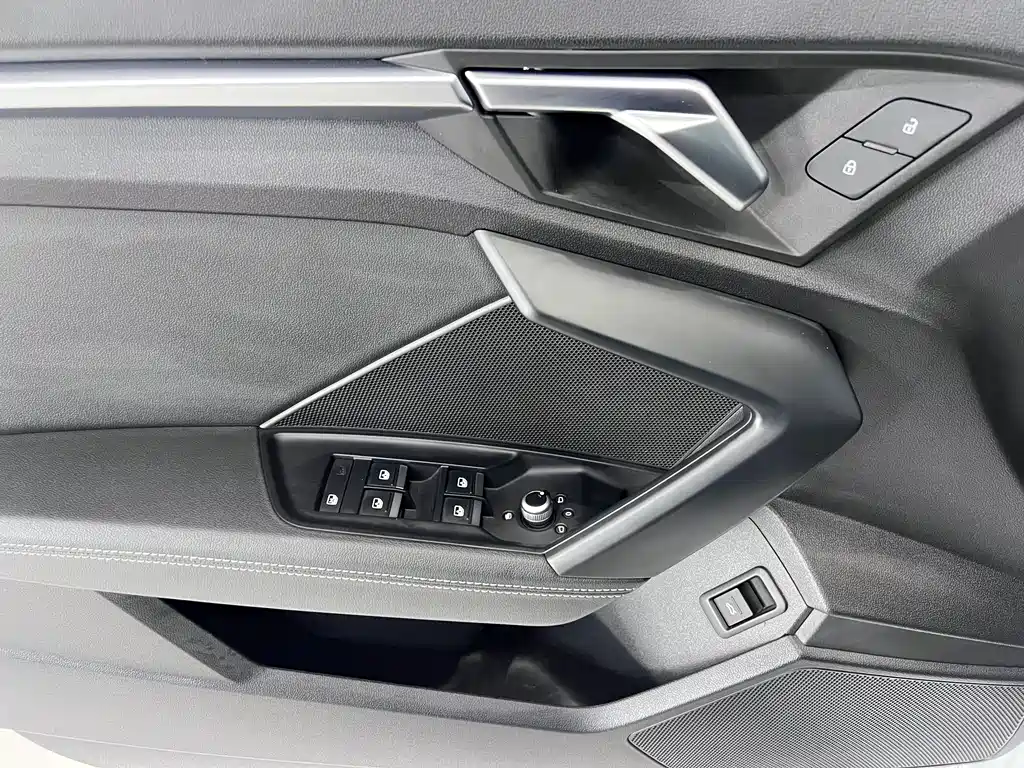 Audi A3 — миниатюра 10