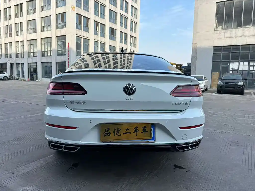 Volkswagen CC — миниатюра 8