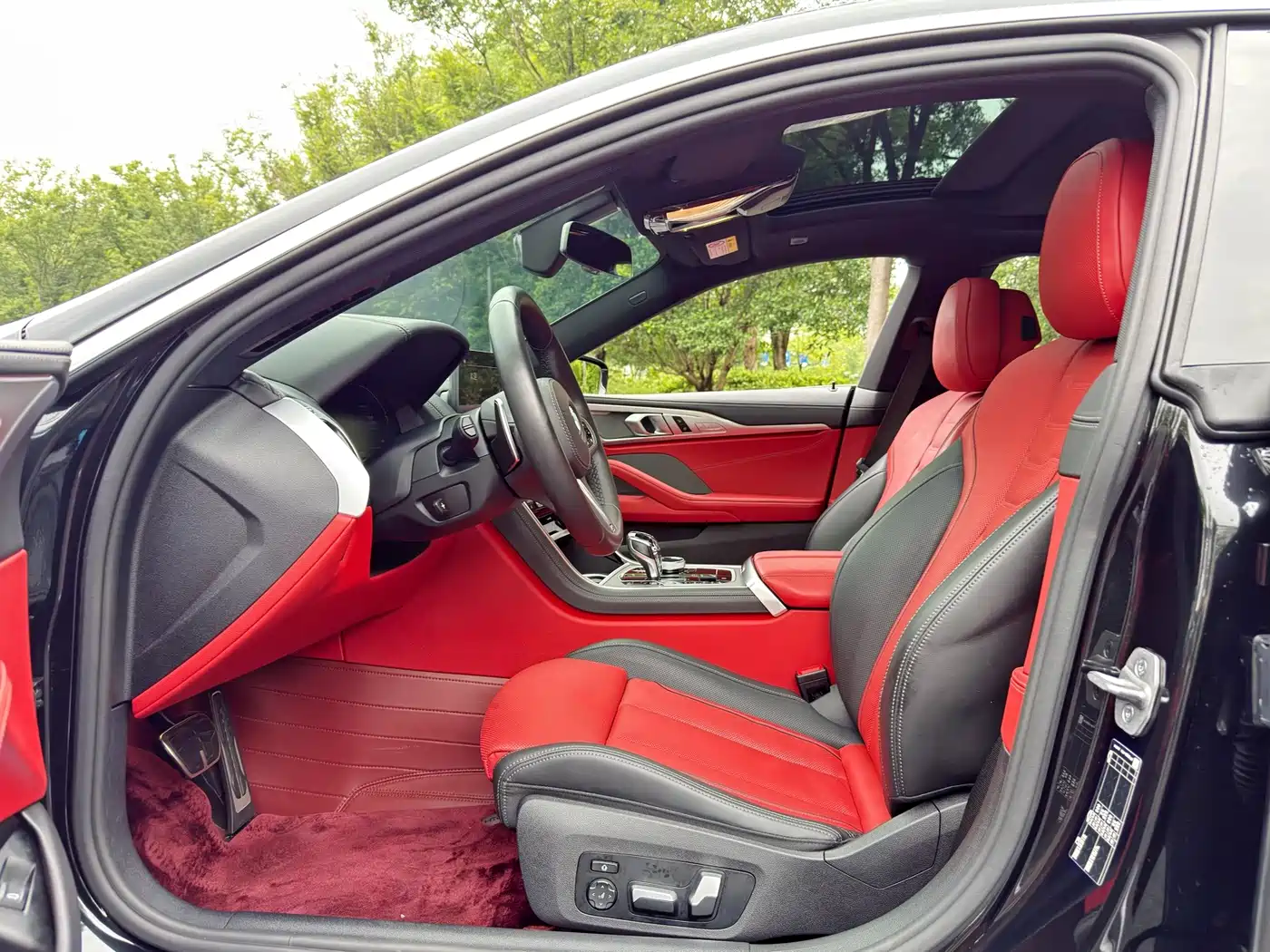 BMW 8 series 2023 Черный из Китая, фото 6