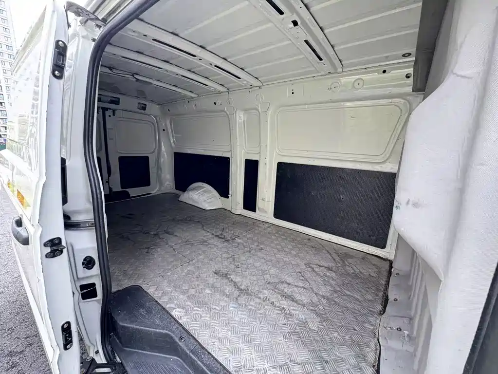 Dongfeng EM27 — миниатюра 9