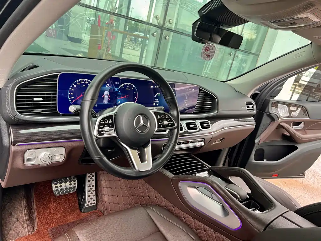 Mercedes-Benz GLE (Import) — миниатюра 10