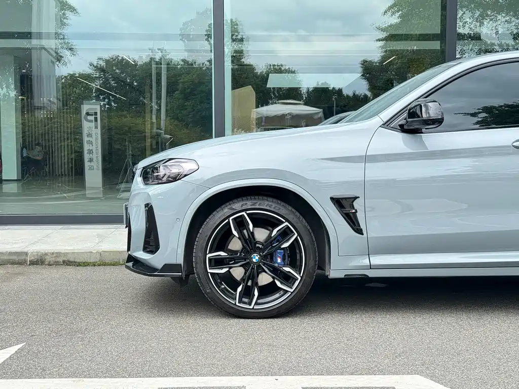 BMW X4 M40i — миниатюра 3
