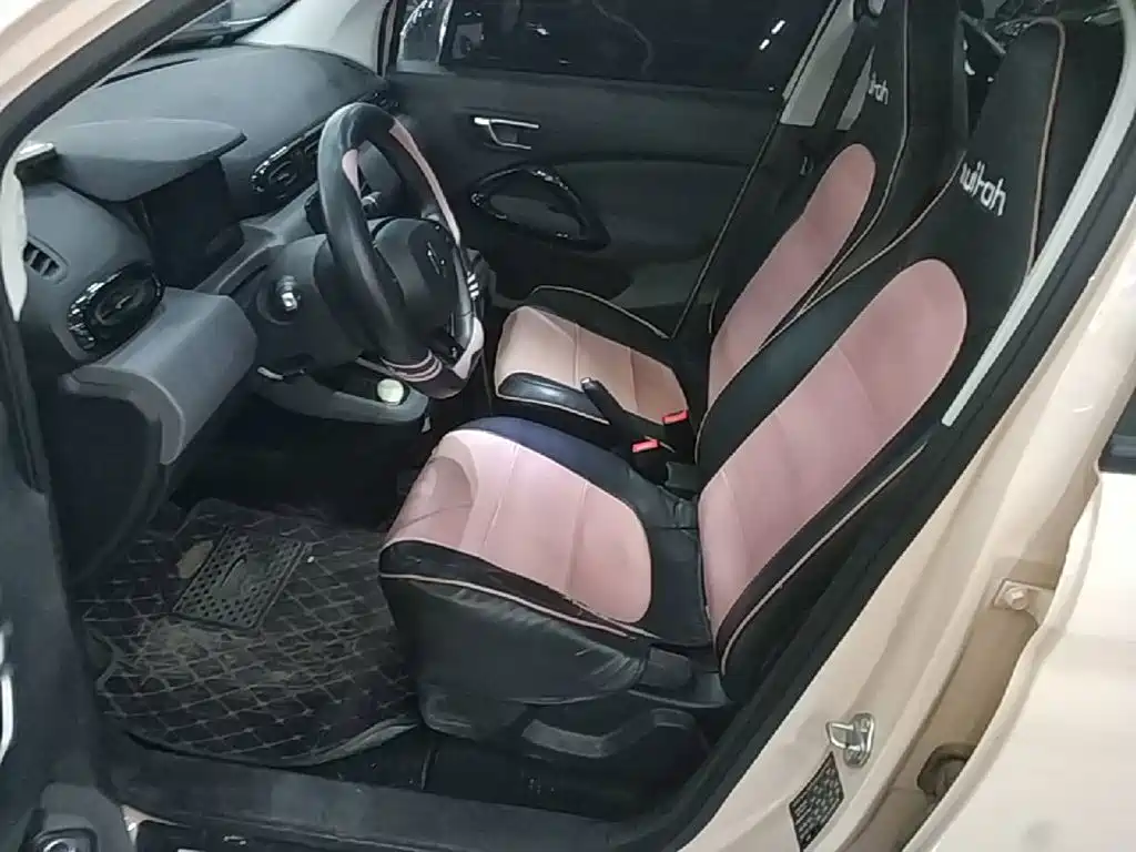 Leapmotor Leapmotor T03 — миниатюра 15