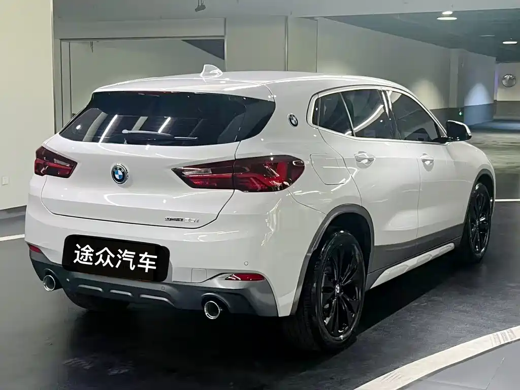 BMW X2