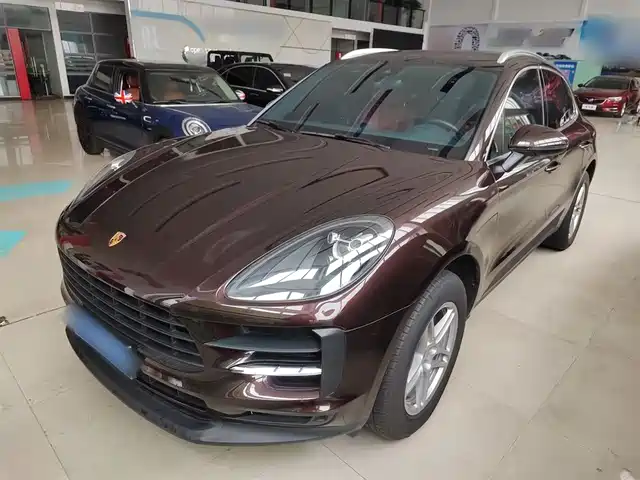 PORSCHE MACAN 2019
