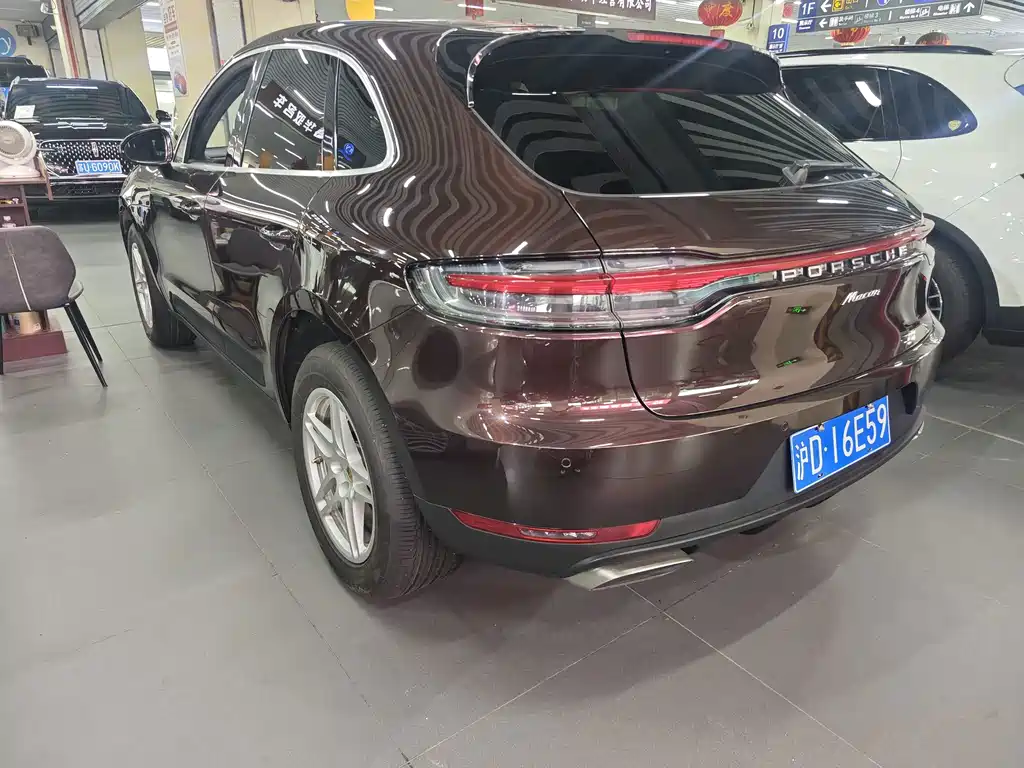 Porsche Macan — миниатюра 6