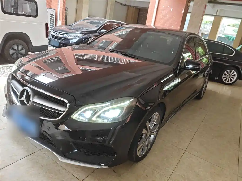 Mercedes-Benz E-Class 2015