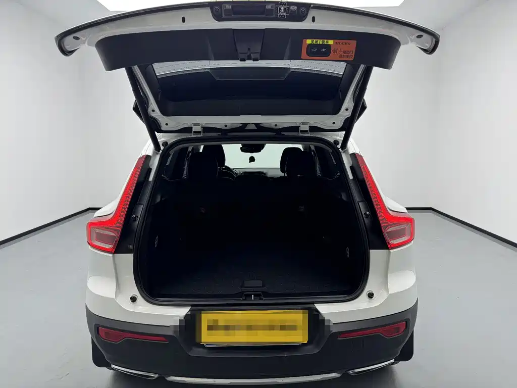 Volvo XC40 — миниатюра 18