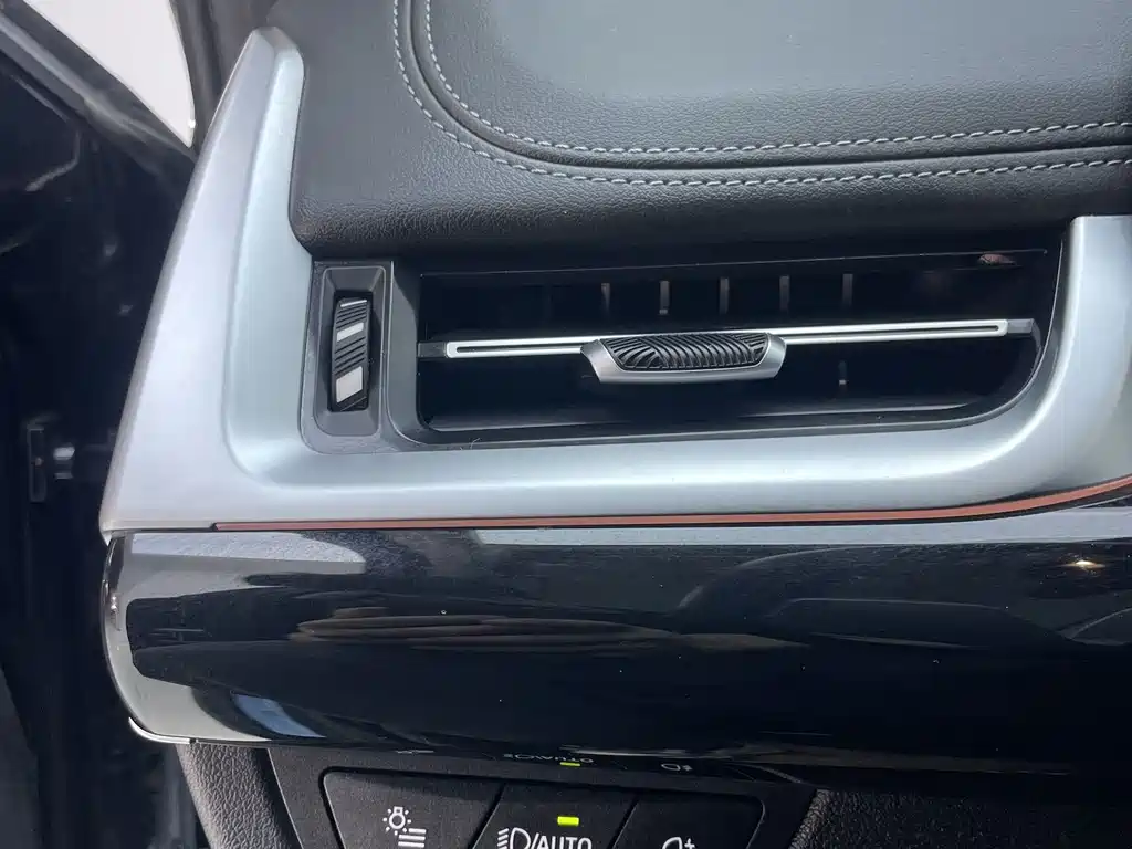 BMW X1 — миниатюра 15