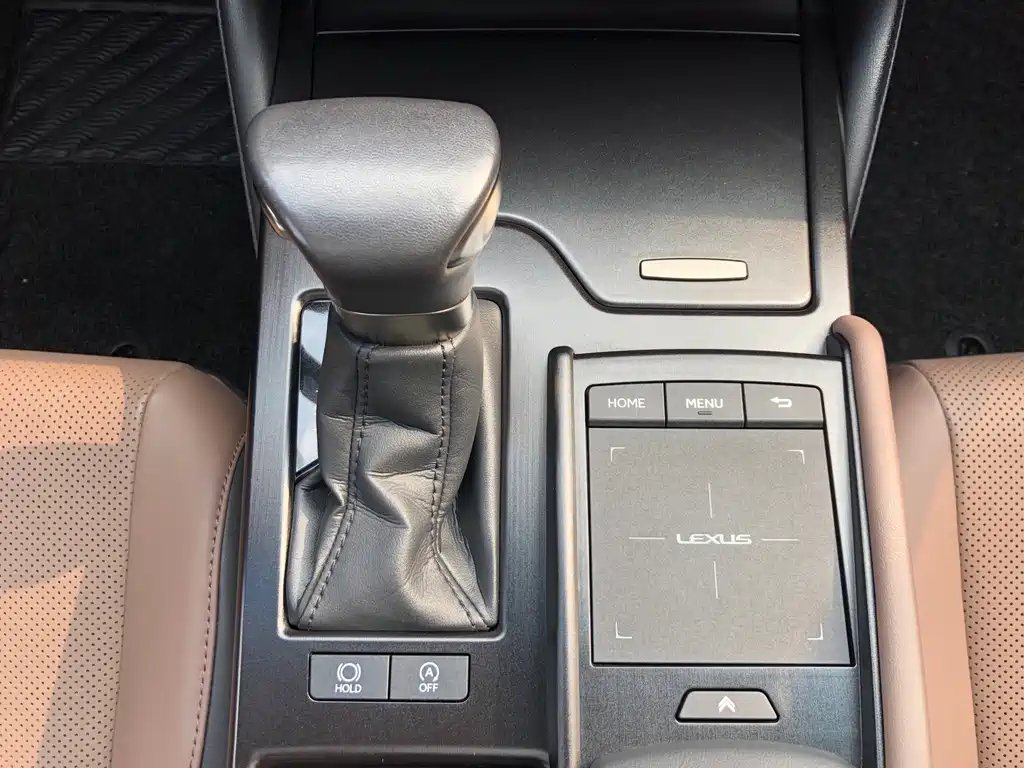 Lexus ES — миниатюра 14