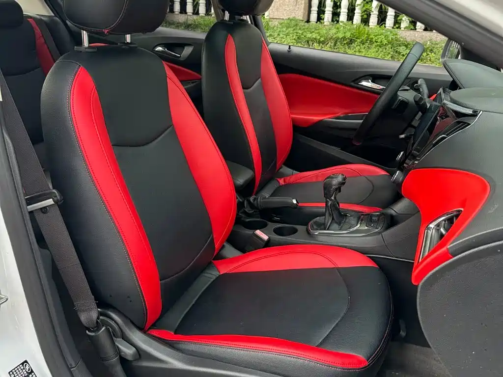 Chevrolet Cruze — миниатюра 8