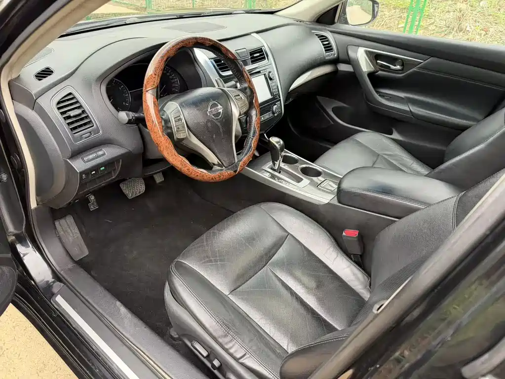 Nissan Teana — миниатюра 6