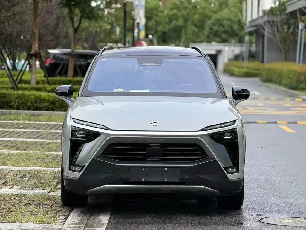 NIO ES8 — миниатюра 2