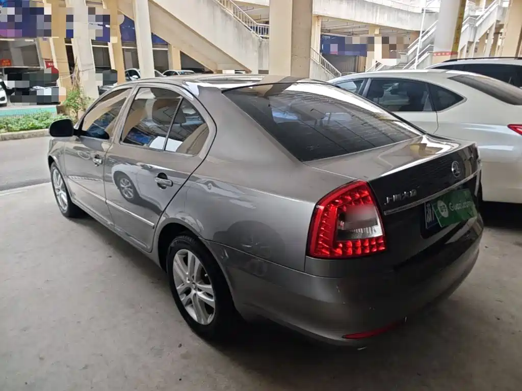Skoda Octavia — миниатюра 5