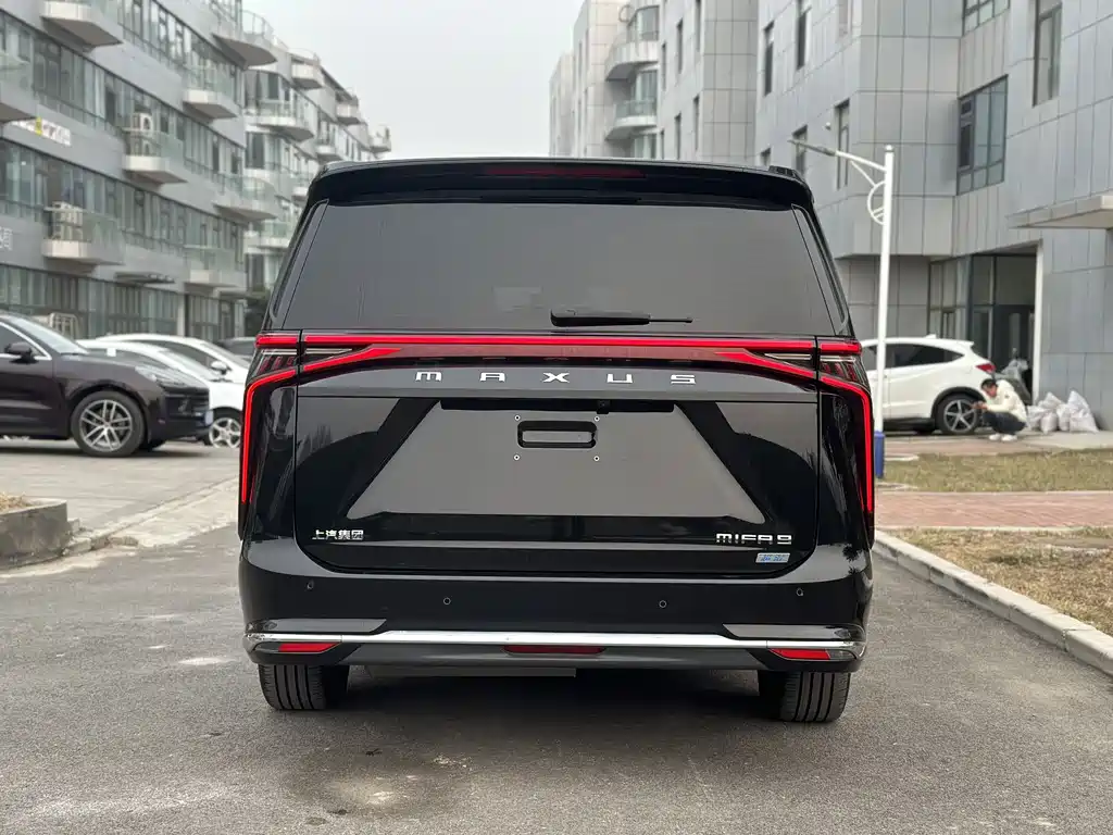 SAIC MAXUS EVERYONE 9