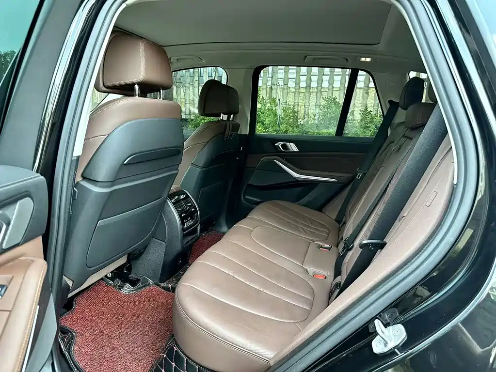 BMW X5 (Import) — миниатюра 6