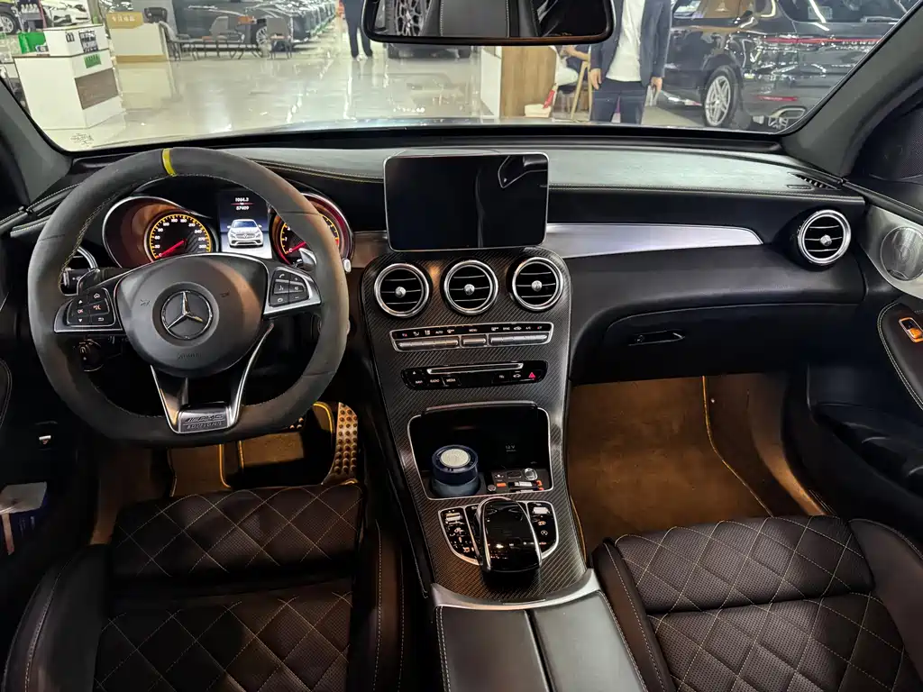 Mercedes-Benz GLC Coupe AMG — миниатюра 13