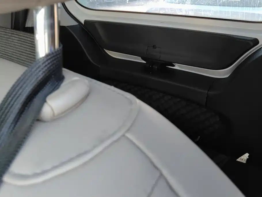 Заказать Wuling MINIEV 2020 года за 660 888 ₽  из Китая