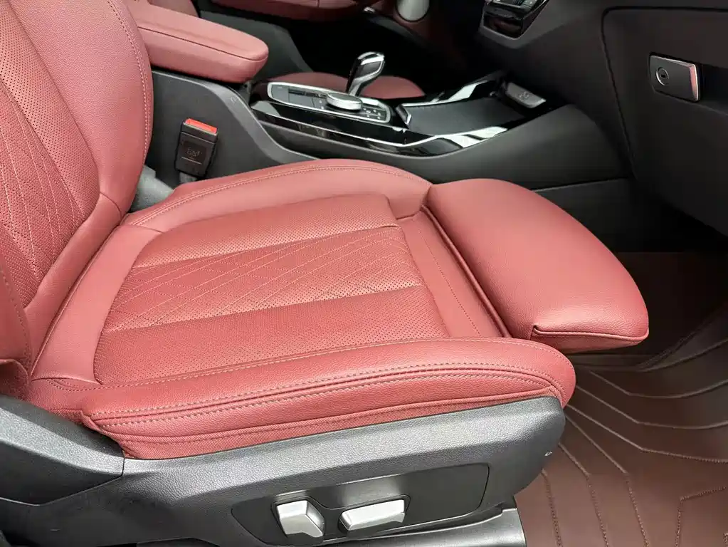 BMW X3 — миниатюра 29