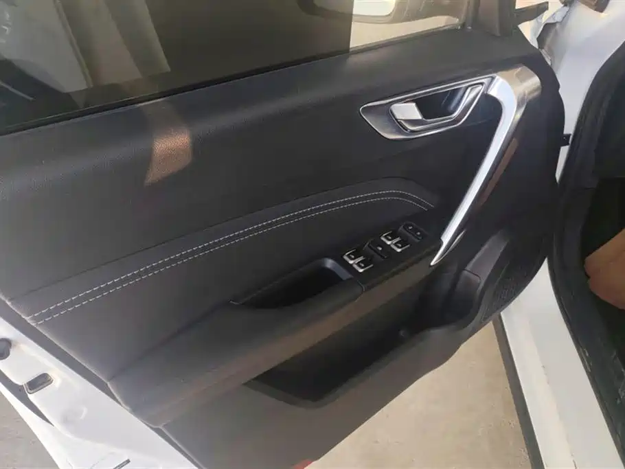 GEELY AUTOMOBILE VISION X3