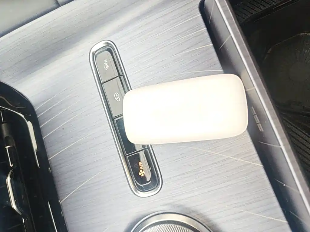 Galaxy Galaxy E5 — миниатюра 9