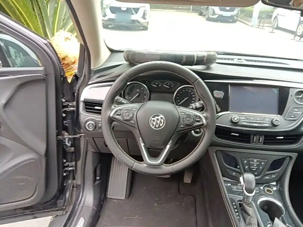 Buick Envision Plus — миниатюра 15