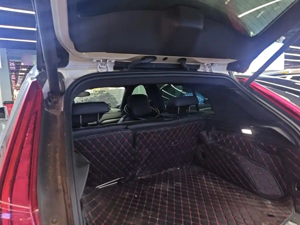 Cadillac XT4 — миниатюра 19
