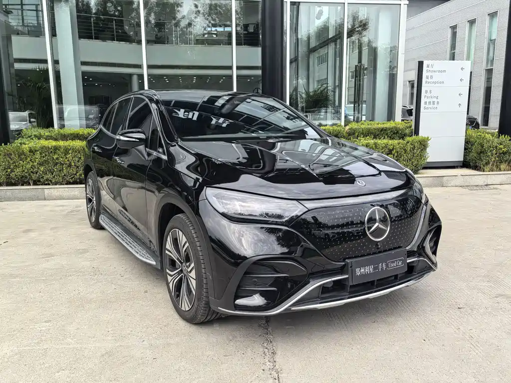Mercedes-Benz EQE SUV — миниатюра 4