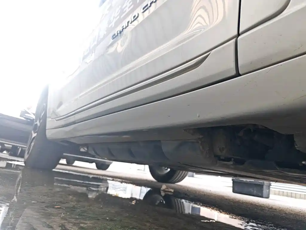 Jeep Grand Cherokee 4xe (Import) — миниатюра 21