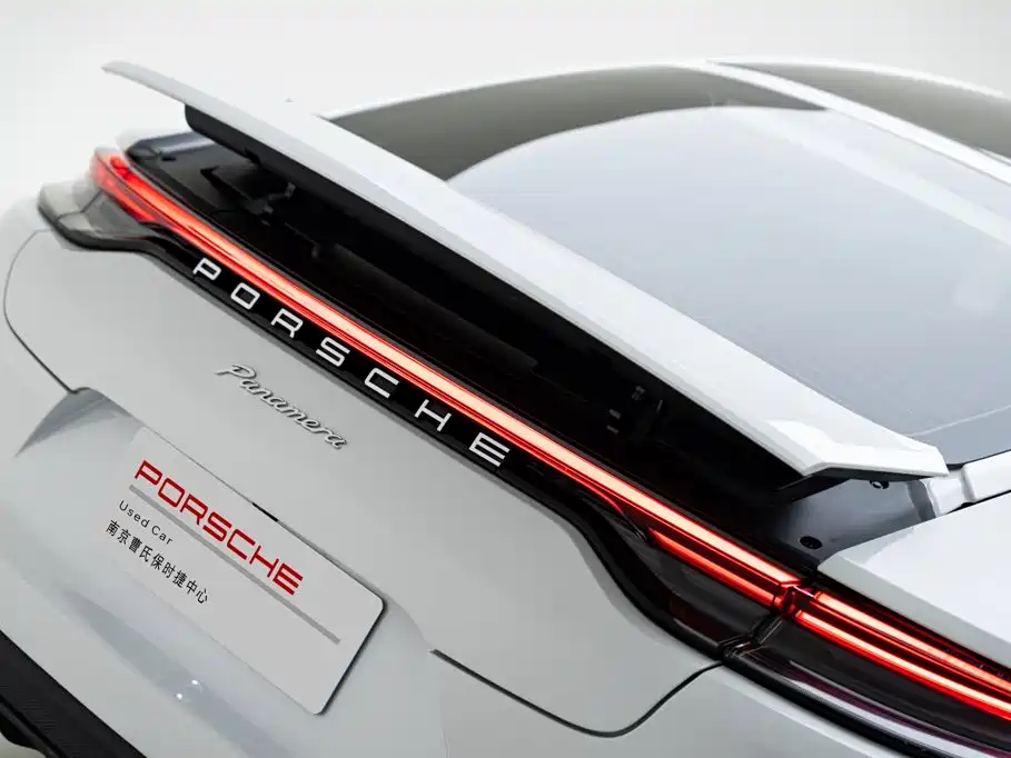 Porsche Panamera — миниатюра 7