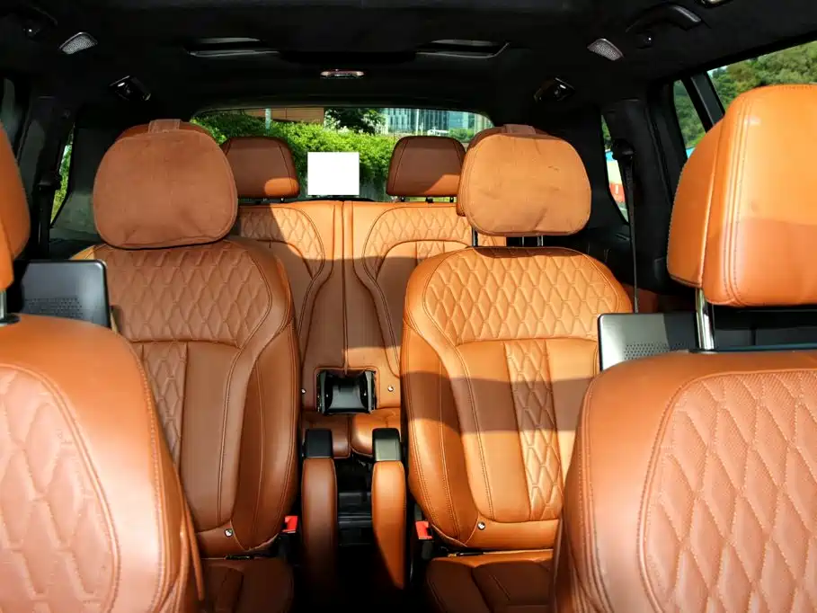 BMW X7 M60i — миниатюра 17