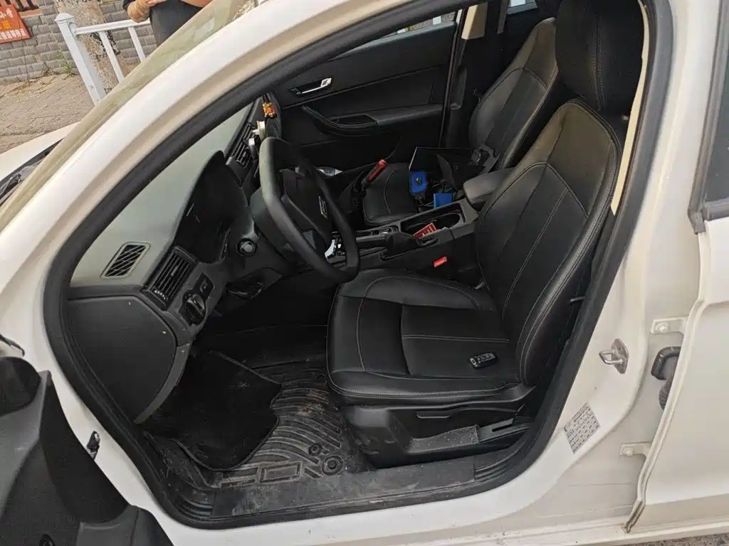 Qoros Qoros 3 — миниатюра 18