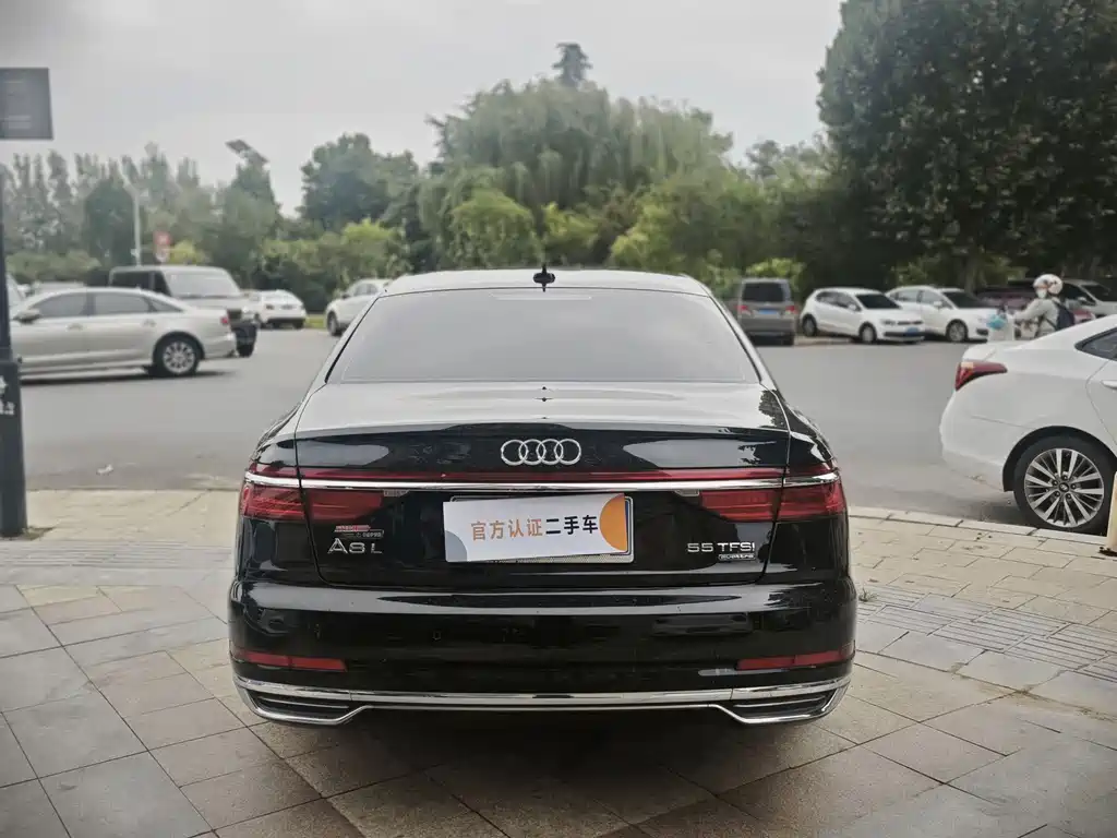 Audi A8 — миниатюра 8