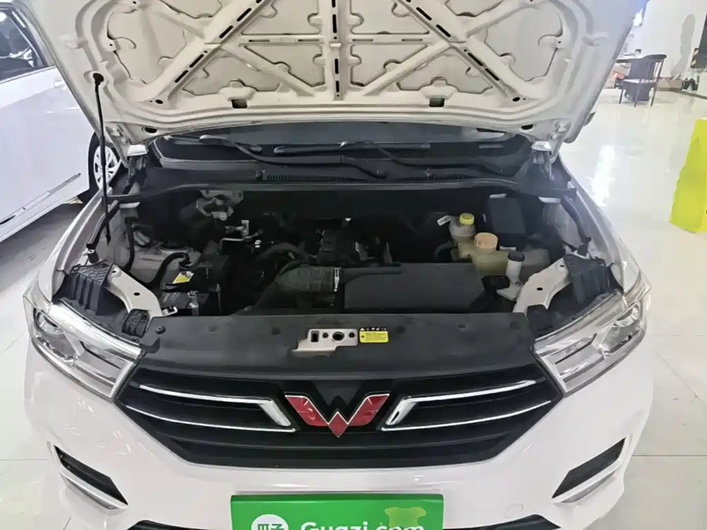 Wuling Hongguang — миниатюра 20