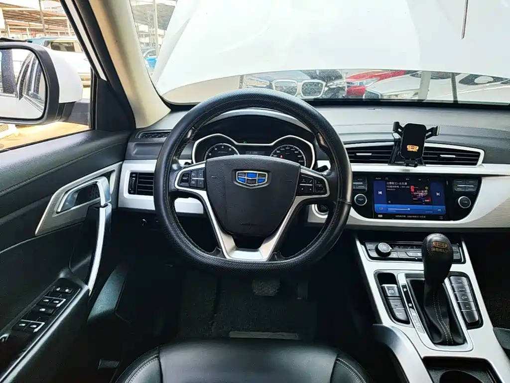 Geely Boyue — миниатюра 11