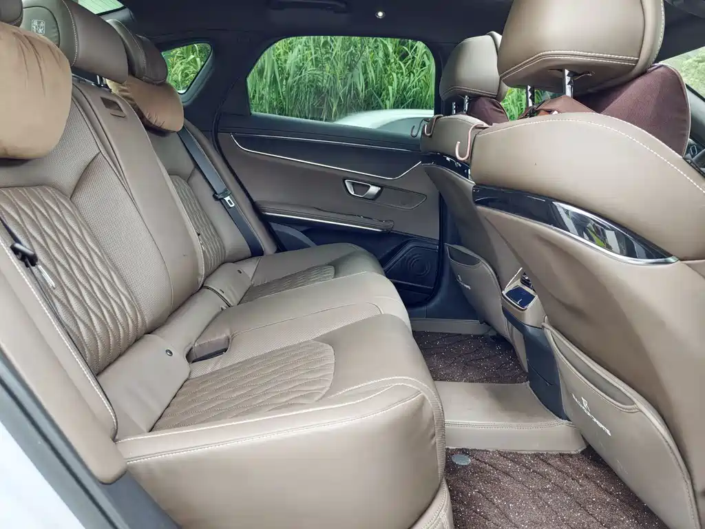 BYD Han — миниатюра 17