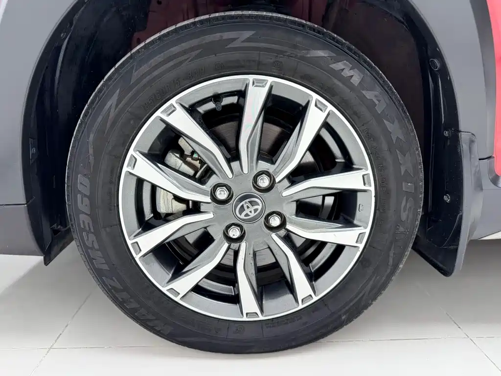 Toyota Yaris L — миниатюра 13