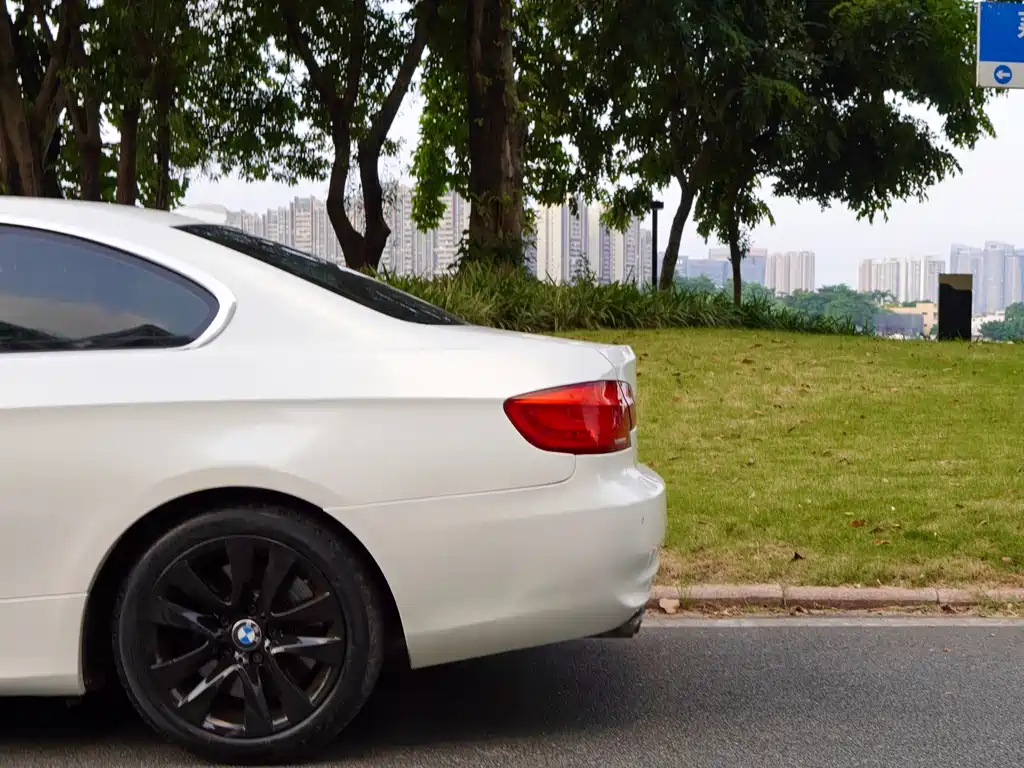 BMW 3 Series (Import) — миниатюра 26