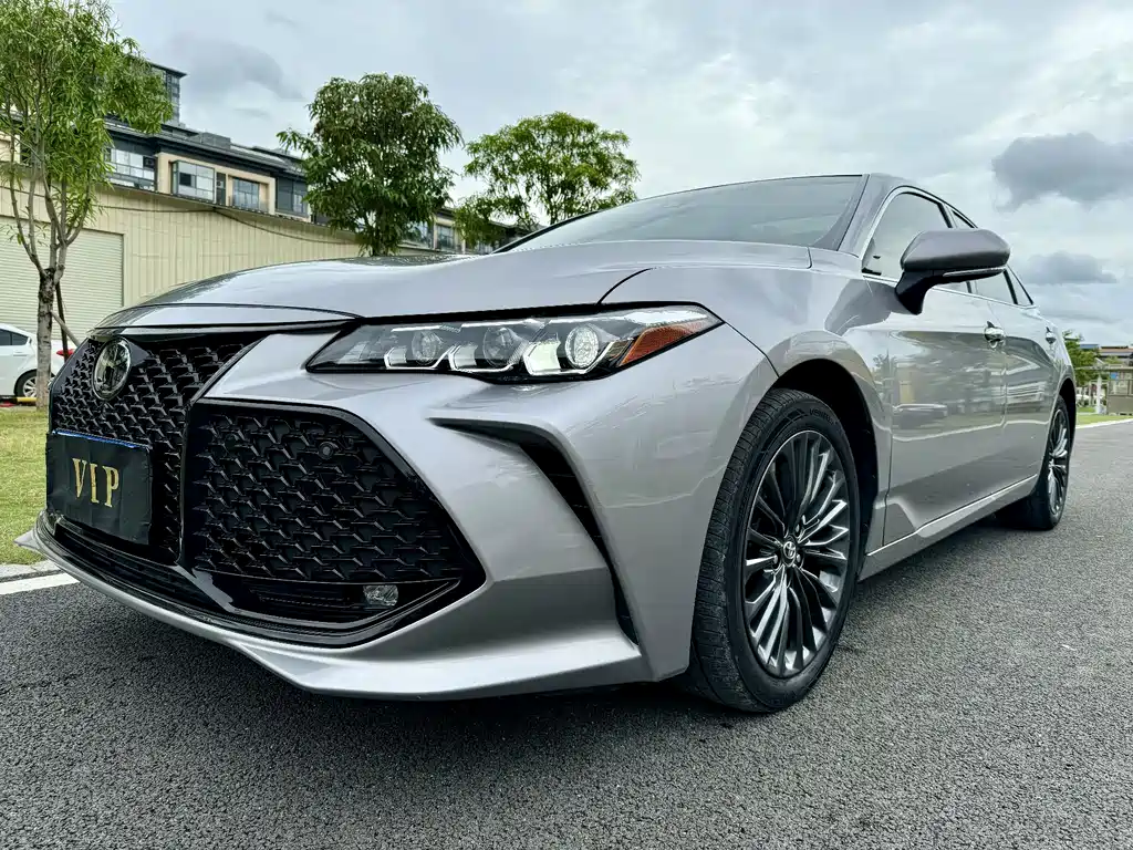 Toyota Avalon 2019 2.5L Touring Luxury V