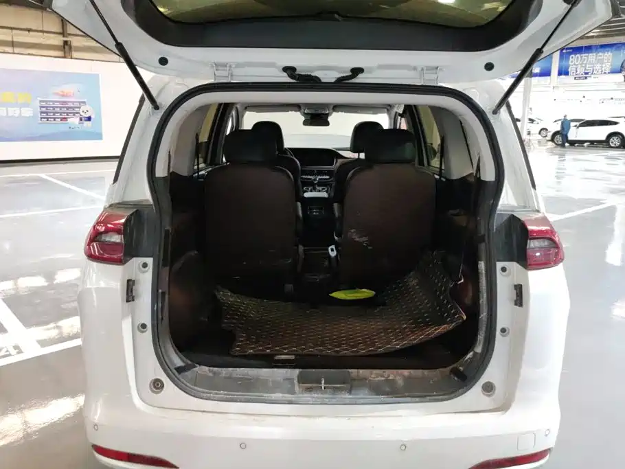 GAC Motor Trumpchi M6 — миниатюра 4