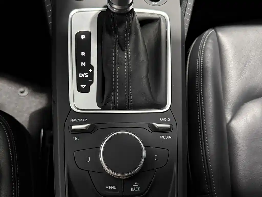 Audi Q2L — миниатюра 14