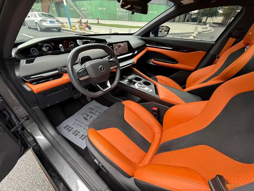 Changan UNI-V — миниатюра 4
