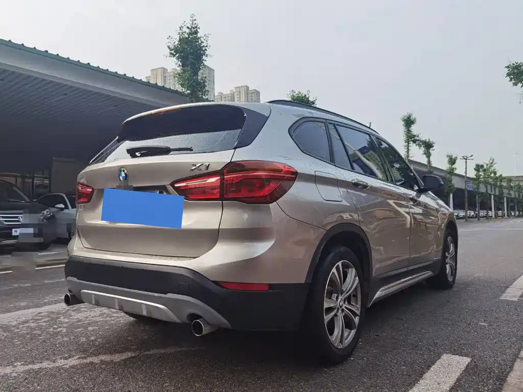 BMW X1 — миниатюра 12