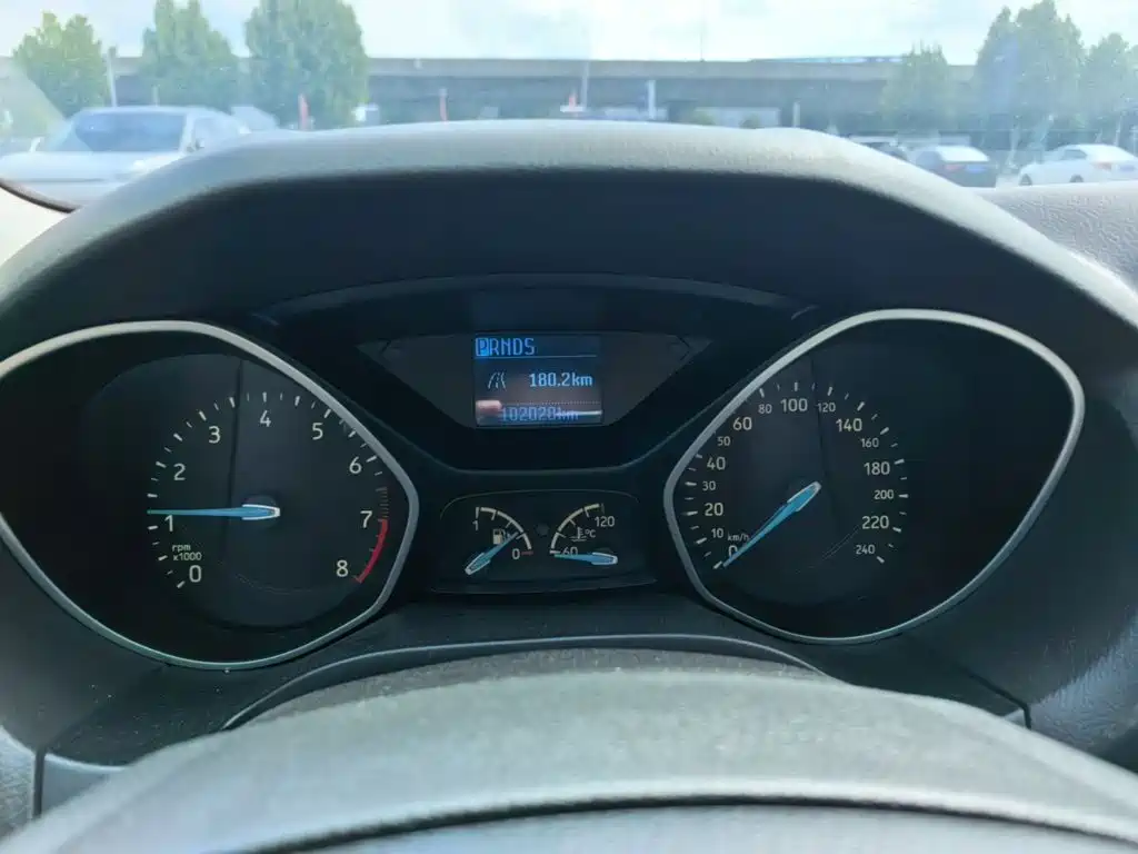 Ford Focus — миниатюра 12